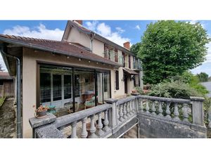 Vente maison 6 pièces 129 m² à Genouillac (23350)  140 000 €