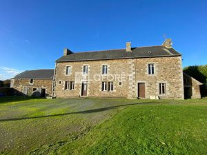 Maison T8 Ploëzal à vendre