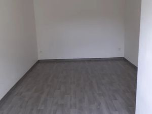 Location appartement 2 pièces 31 m² à Bazeilles (08140)  480 €