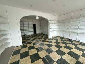 Bien professionnel à louer à Borsbeek € 950 (LCBQG) - Walls Vastgoedmakelaars - Antwerpen 