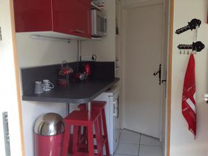 Location meublée appartement 1 pièce 28 m² à Challes-les-Eaux (73190)  660 €