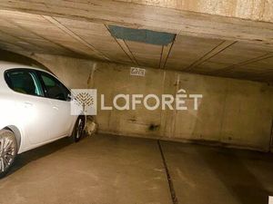 Parking/box EPINAL