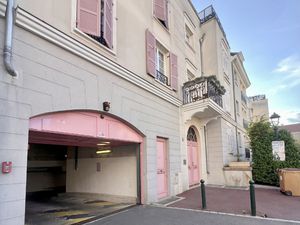 Place de parking à vendre Le Plessis-Robinson (92350)