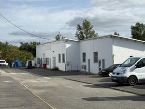 Location Local Professionnel 171m² ESCALQUENS 31750