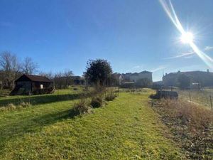 Terrain constructible viabilisé à vendre