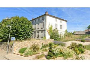 Maison de 500 m² à Saint-Laurent-Sur-Gorre