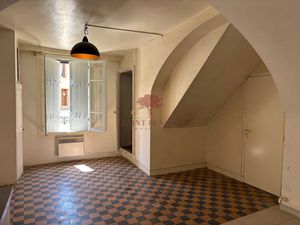 Location maison 2 pièces 52 m² à Montpeyroux (34150)  560 €