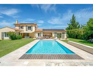 Propriété de luxe à vendre à Saumane-de-Vaucluse : 1 070 000€ | 175m²