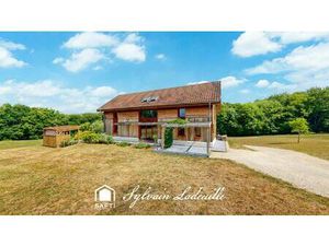 Maison bois de 180 m² au coeur de 3 ha de terrain