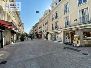 Location Local commercial 109m² BEAUVAIS 60000