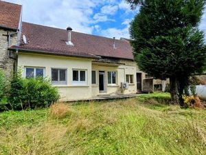 Oyrières - maison 7 pièces à vendre - 292m2 - 105 500 € - Réf: 2221LY - Bourse Immobilière