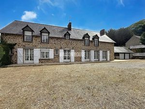 Vente maison 7 pièces 230 m² à Saint-Marcan (35120)  442 680 €