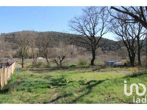 Terrain constructible viabilisé à vendre