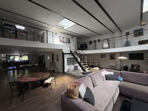 Vente loft 8 pièces 350 m² à Barjols (83670)  229 000 €