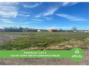 Terrain constructible viabilisé à vendre