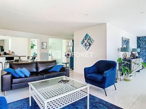 BAULON - Coup de coeur pour ce loft lumineux de plain-pied 123 m² avec terrasse plein sud