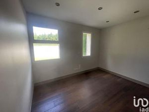 Location Surface diverse 72 m²