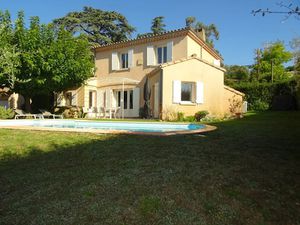 Vente maison 6 pièces 150 m² à Montelimar (26200)  550 000 €