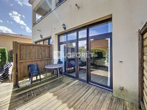 Vente appartement 1 pièce 34 m² à L'Isle-sur-la-Sorgue (84800)  130 000 €