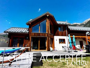 Maison de luxe à vendre à Saint-Chaffrey