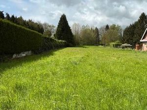 Terrain constructible viabilisé à vendre