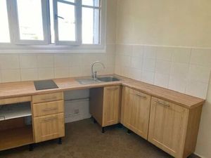 ANTIBES la vieille ville - DEUX PIECES VIDES