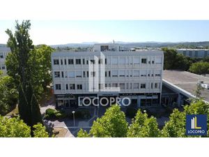 À louer - Bureaux rénovés de 125 m² - Aix-en-Provence (Les Milles)