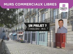 Houdan centre- Murs commerciaux 90 m² possibilité passage en habitation