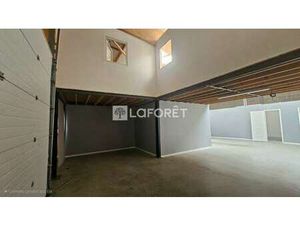 Vente Bureaux et commerces à Caudebec-lès-Elbeuf (76320) : à vendre / 195m² Caudebec-lès-E