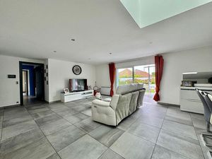 Vente maison 6 pièces 153 m² Octeville-sur-Mer (76930)