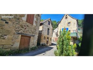 Maison de ville à rénover Saint Géniêz d'olt et d'Aubrac