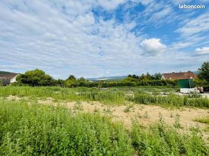 Terrain 2 483 m² Malain