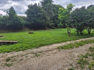 Terrain 3100 m² MONTFERRAND-LE-CHATEAU