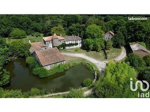 Chateau 12 pièces 480 m²