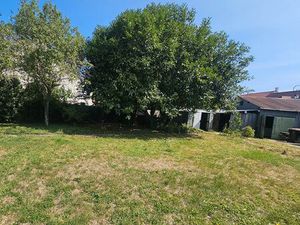 Terrain 310 m² COURSON MONTELOUP