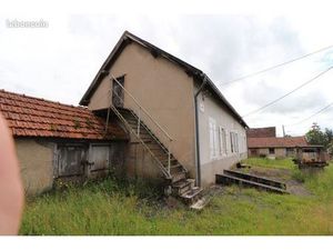 Maison 2 pièces 140 m²