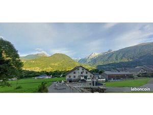 Maison 18 pièces 335 m²