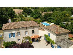 Maison à vendre à Sainte-Soline (79120) - Deux-Sèvres