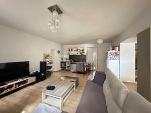 Vente appartement 4 pièces 119 m² à Saint-Florent-sur-Cher (18400)  135 000 €