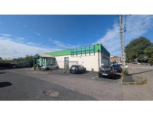 Local commercial à vendre