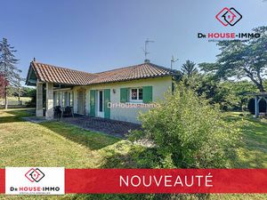 Maison de plain-pied avec piscine – cadre verdoyant et sans vis-à-vis !