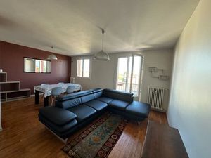 Vente appartement 3 pièces 67 m² à Montauban (82000)  108 600 €