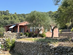 Maison de luxe à vendre à Évenos