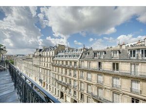Duplex de luxe à vendre dans le quartier Triangle d'Or
