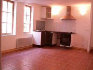Location appartement 3 pièces 60 m² à Verneuil-sur-Avre (27130)  570 €