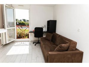 Location meublée appartement 1 pièce 19 m² à Puyricard (13540)  750 €