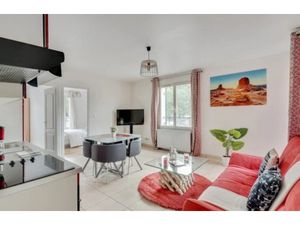 Location meublée appartement 3 pièces 47 m² à Aubervilliers (93300)  2 674 €