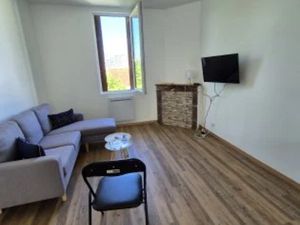 Location meublée maison 3 pièces 70 m² à Angouleme (16000)  1 465 €