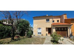 EXCLUSIVITE - A vendre à Vinça (66320) Maison familiale - 3 chambres  jardin  garage et pl