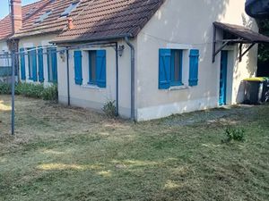 Vente maison 3 pièces 75 m² à La Guerche-sur-l'Aubois (18150)  82 000 €